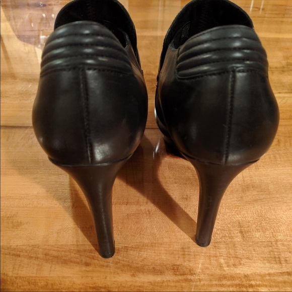 Rockport Adiprene Adidas Janae Quilted booties
10 - Picture 5 of 9